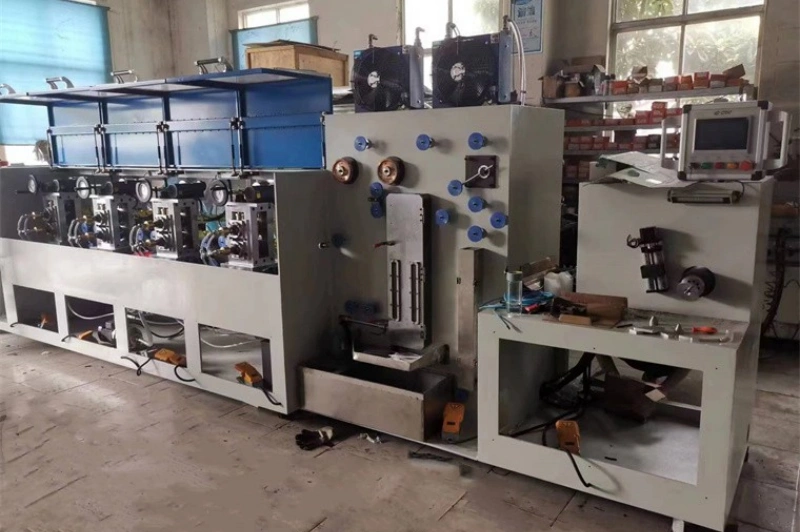 Mehrstufige Walzmaschine für Kupferflachdraht und Rechteckdraht Produktion